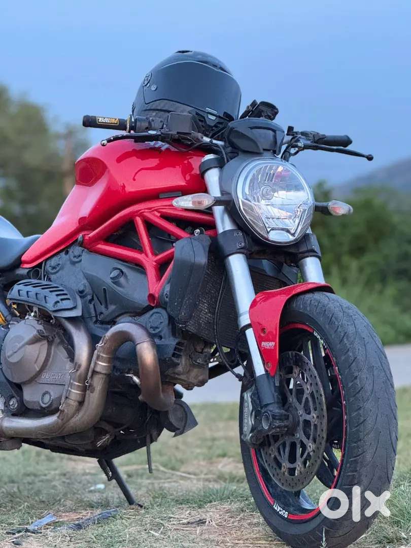 Ducati Monster 821
