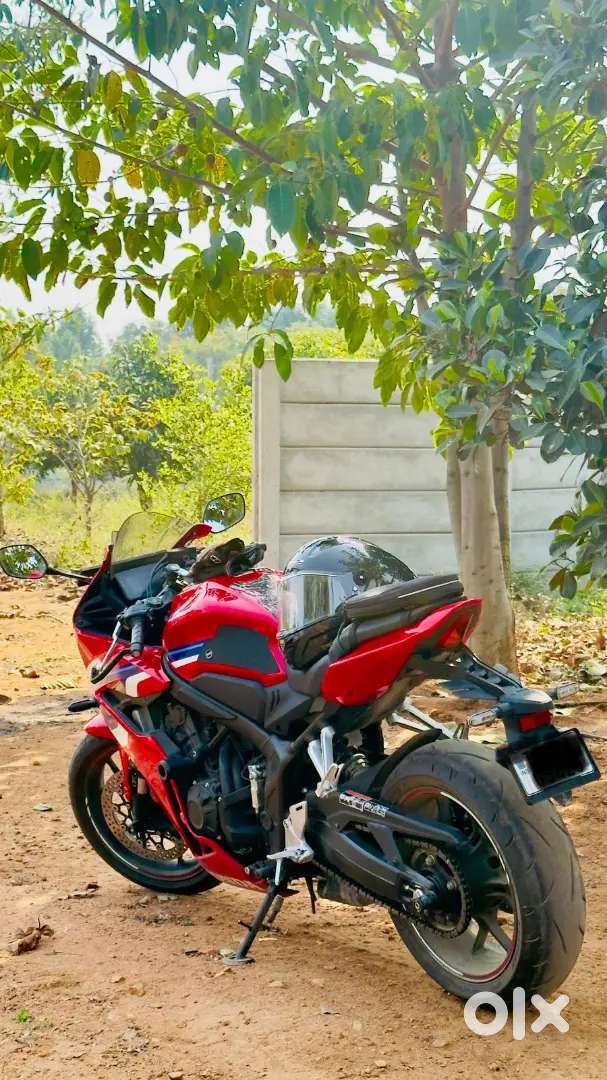 Honda CBR650R