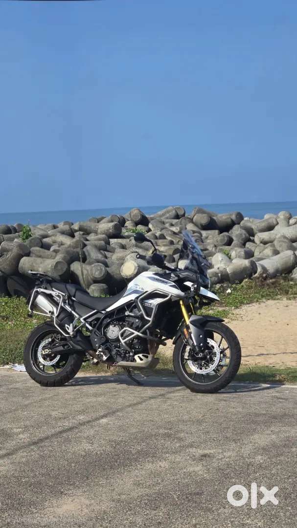 Triumph Tiger 900