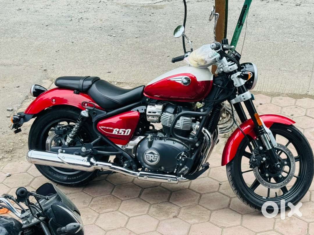 Royal Enfield Super Meteor 650