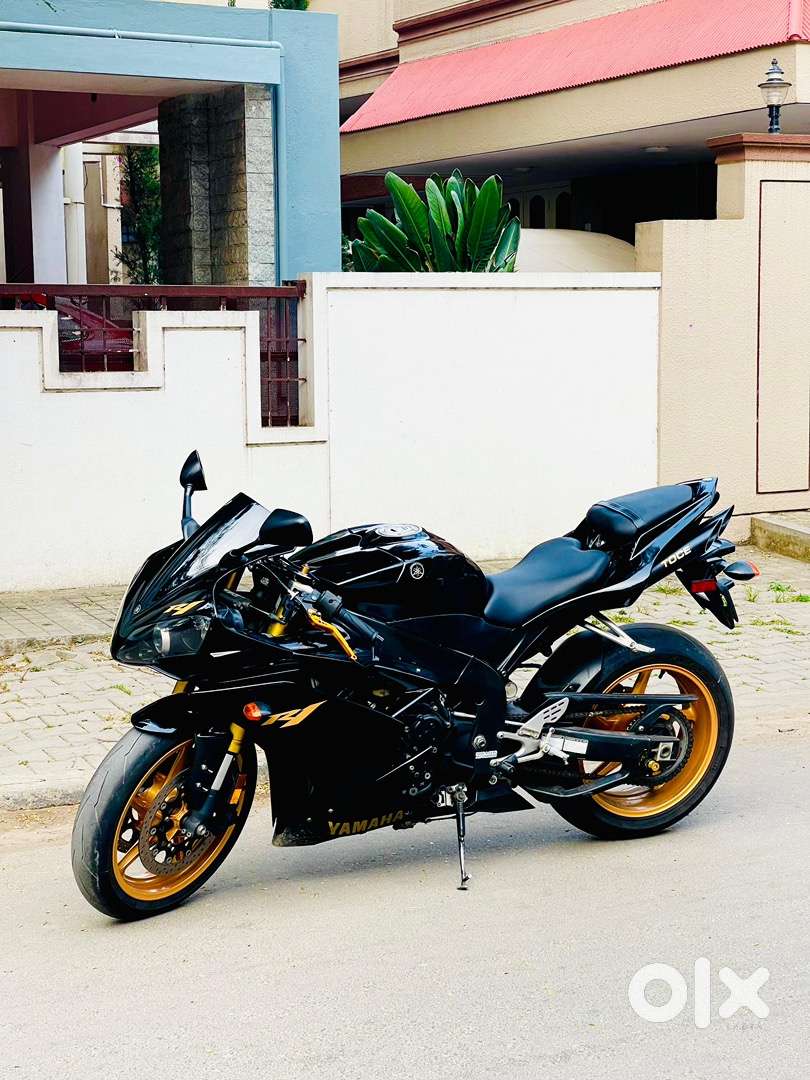Yamaha YZF-R1