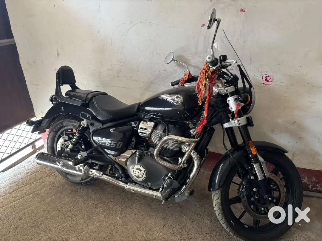 Royal Enfield Super Meteor 650