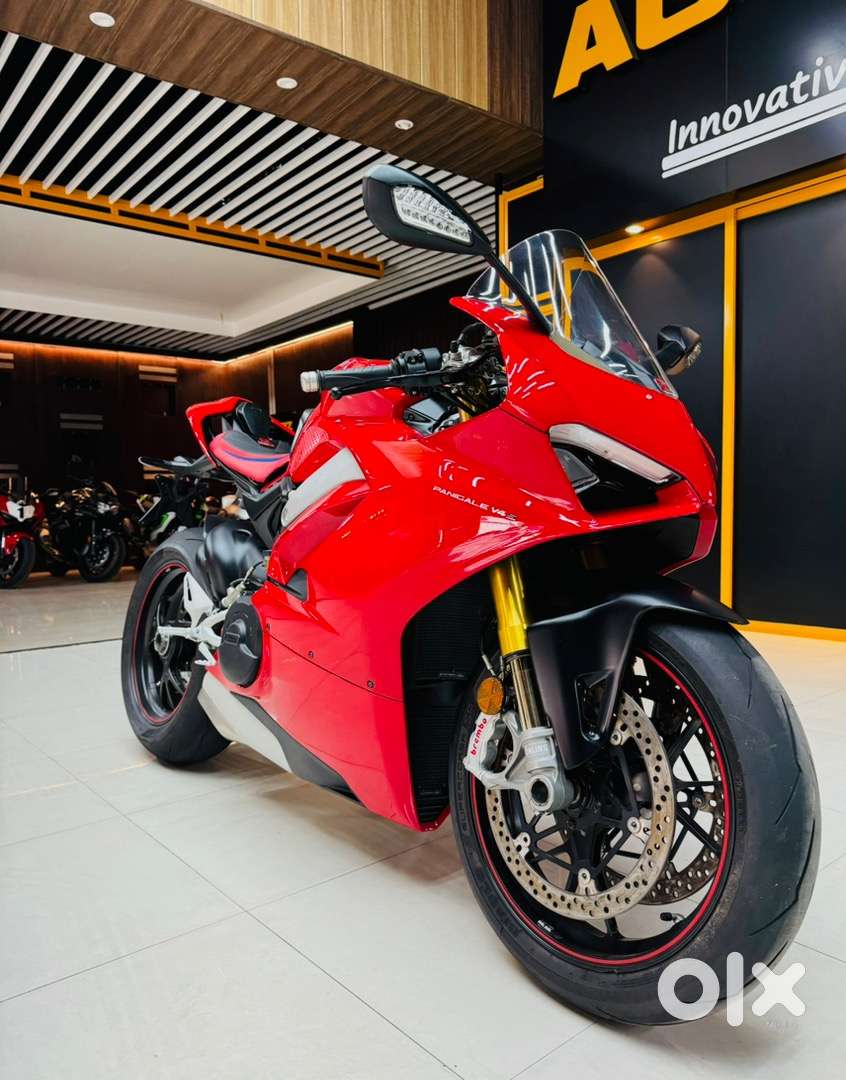 Ducati Panigale V4 S