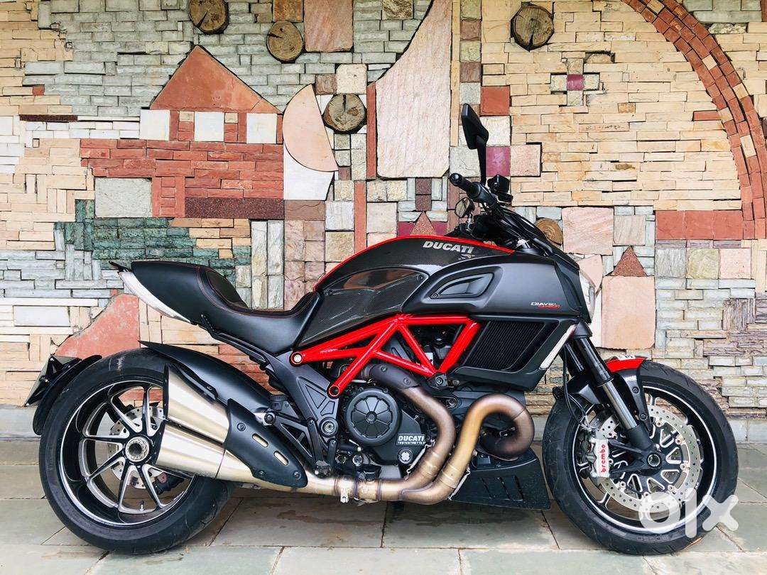 Ducati Diavel Carbon
