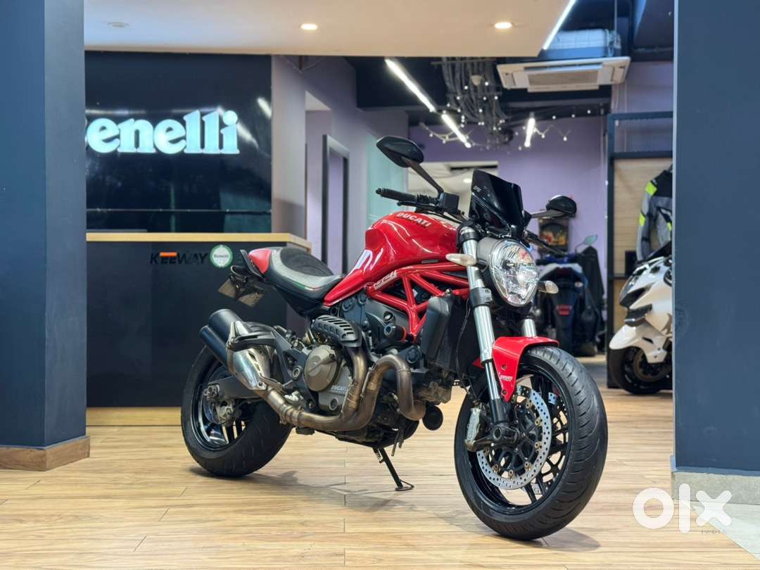 Ducati Monster 821