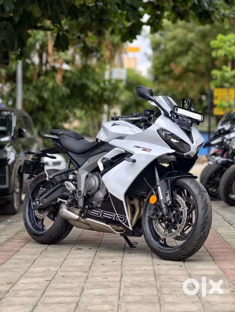 Triumph Daytona 660