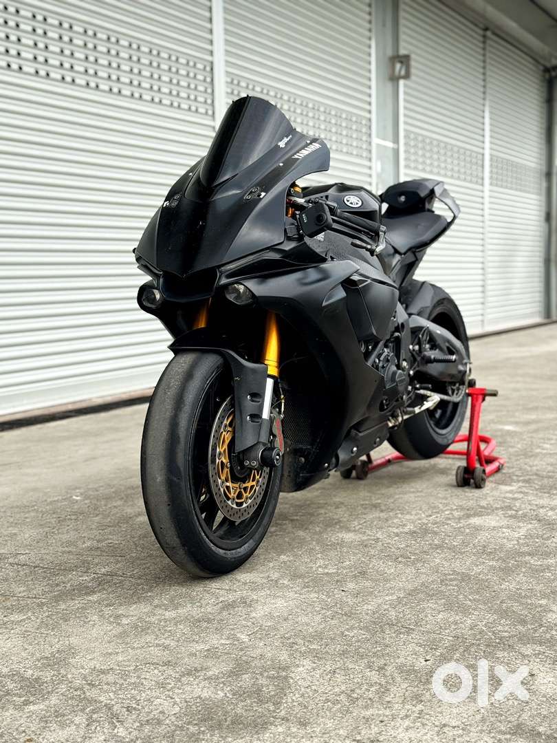 Yamaha YZF-R1