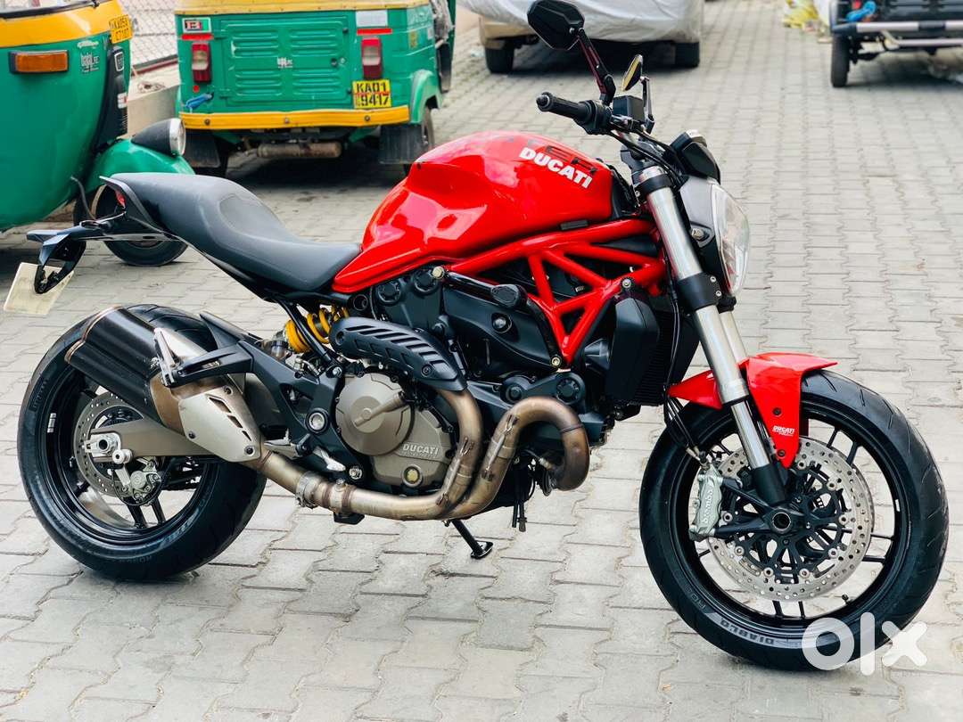 Ducati Monster 821