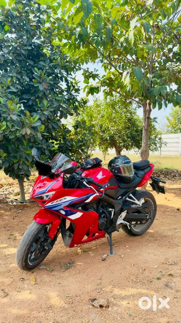 Honda CBR650R