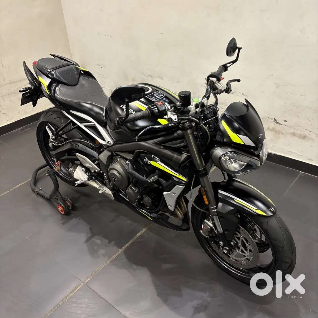 Triumph Street Triple RS