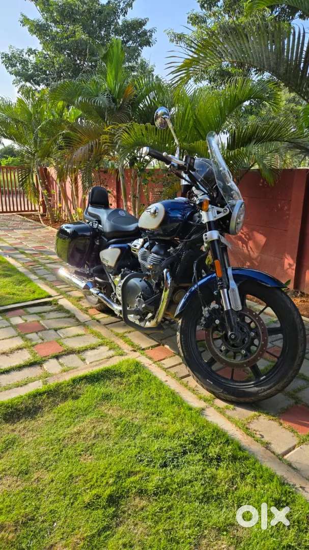 Royal Enfield Super Meteor 650