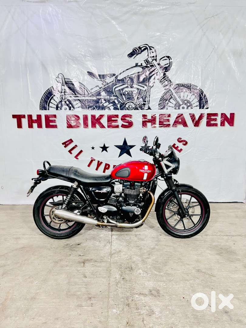 Triumph Street Twin