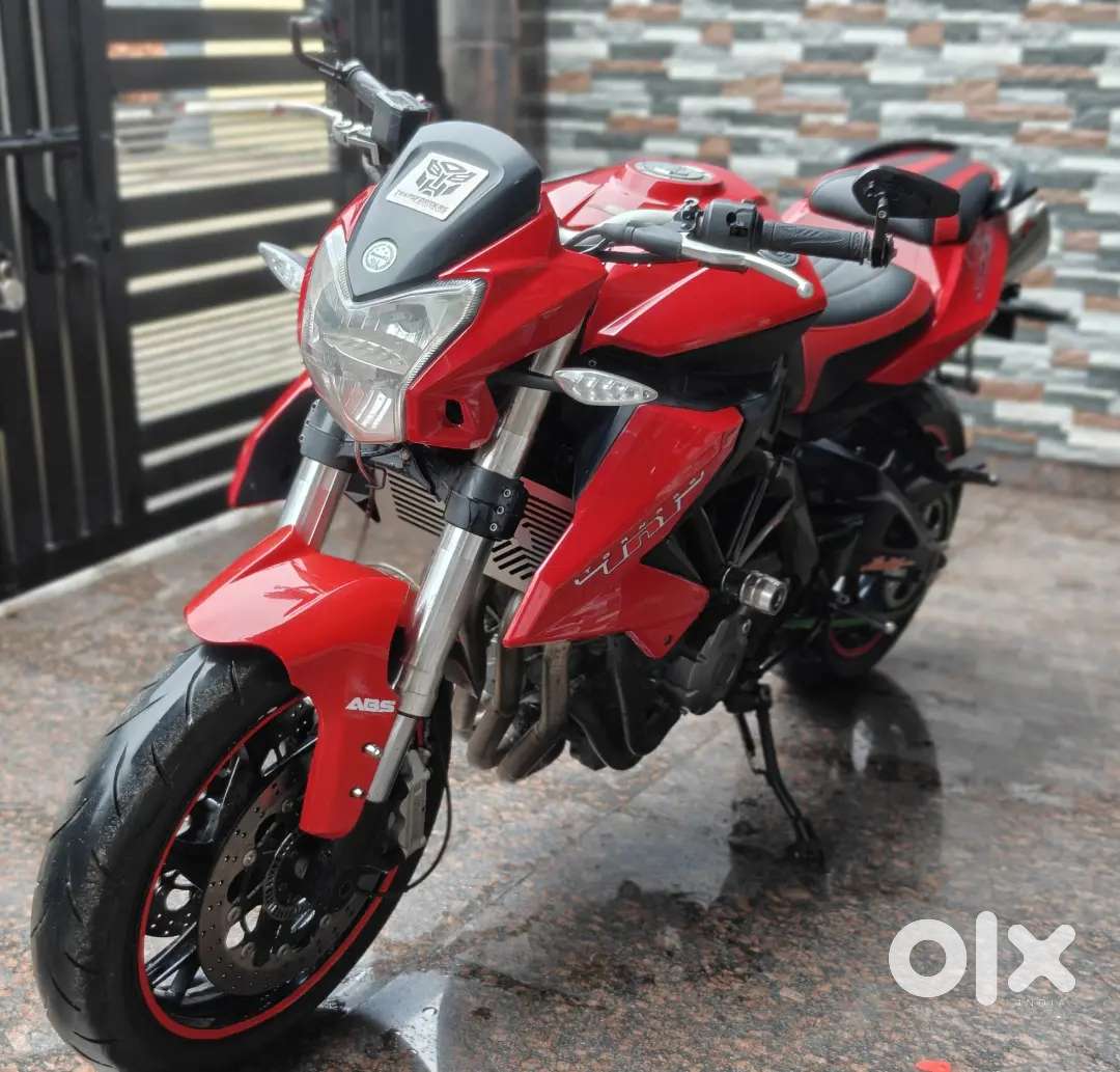 Benelli TNT 600