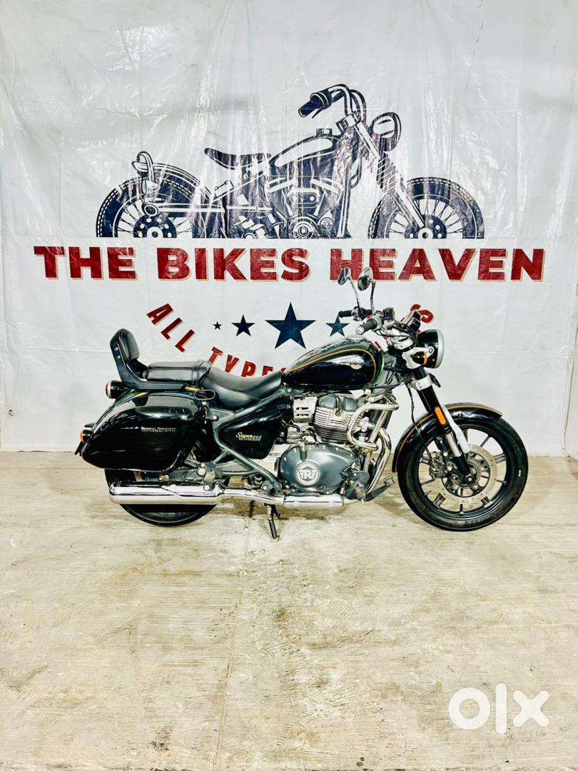 Royal Enfield Super Meteor 650 — photo 1 of 11